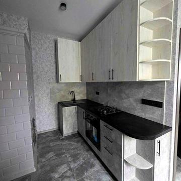 Частина будинку по вулиці Грушевського