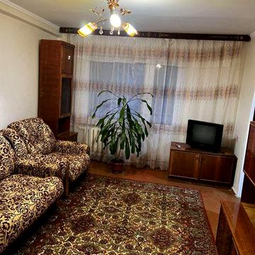 Продам 3-х кімнатну квартиру.