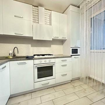 Новая!! Продам 1 комн квартиру. Автономное отопление!