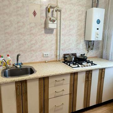 Сдам 1 комнатную квартиру низ Поля