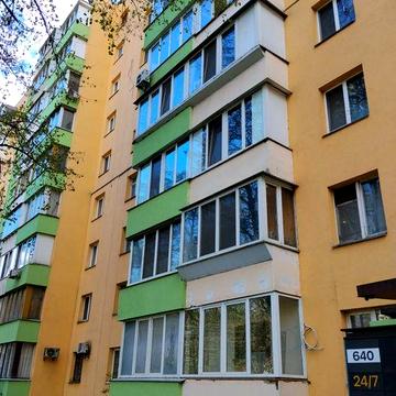 Продаж 3 кімнатної Шевченківський  р-н, вул .Політехнічна 5 метро 3 хвилини.