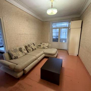 2 кімнатна Лобановського 14,біля Стадіону,можна військовим