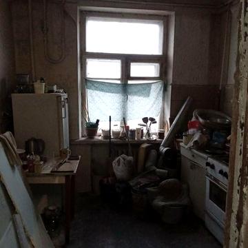 Продам 4-х комнатную квартиру Центр