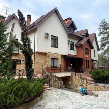 Продаж Комплексу преміальних будинків у Козині!