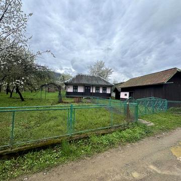 Продам будинок с.Старі Кути Косівський р-н