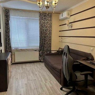 Таїрова, поверх 10/16, генератор на тепло і воду, Небесної сотні