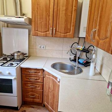 Оренда 3 кім квартири Небес сотні