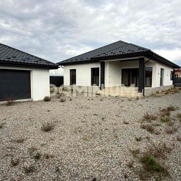 Новобудова по вул. Закарпатська м. Виноградів