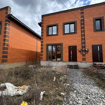 Продаж будинок (квадродуплекс) Вінницькі Хутори , неподалік центр