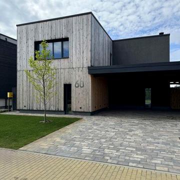 Продається Будинок в Котеджному Містечку з Охороною!