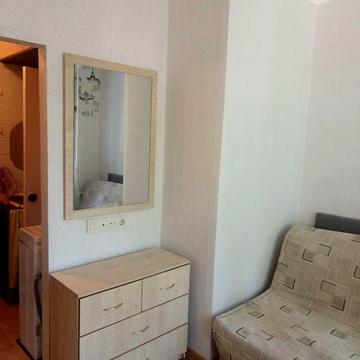 Актуально!Ціну знижено.Сдам однокімнатну квартиру метро Дарниця пішки 7 хвилин,є генератор