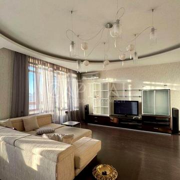 Оренда 3-к квартири 130 м² в ЖК Diplomat Hall — Центр, Паркінг, вул. Жилянська, 59