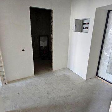 Продам 1к под чистовую отделку в новострое ЖК Левада.Центр. Q