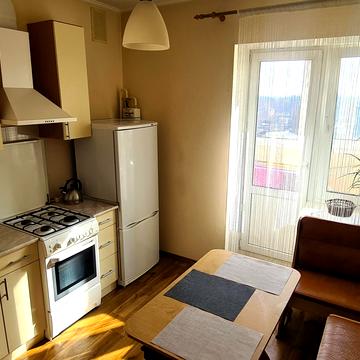 Балукова вул., 2-Б