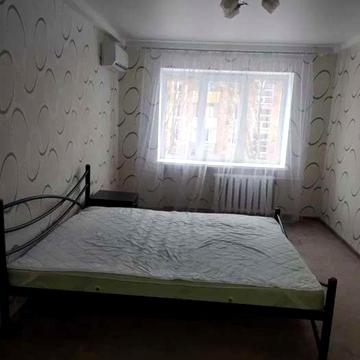 Гната Юри вул., 7-Б