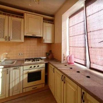 Продам 2х комнатную квартиру с капитальным ремонтом на Х. Горе