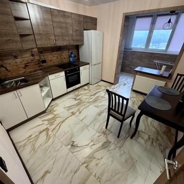 Бориса Антоненка-Давидовича вул., 1