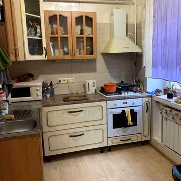 Продається затишна 3-х кімнатна квартира з газовим опаленням