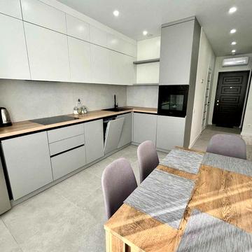 Сдам Евродвушку на Сахарова.