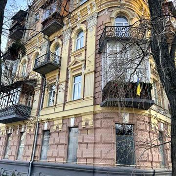 Довгострокова Аренда 2 поверхи 5 кімнатна квартира вул.Скоропадського