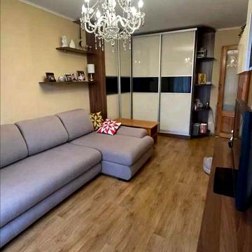 Продаж 2 к квартири по проспекту Байрона Нові Будинки