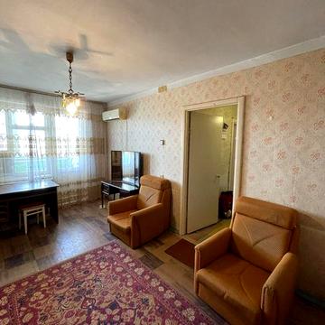 Оренда  2-х кімнатної квартири в центрі міста (Свято-Миколаївська 20)