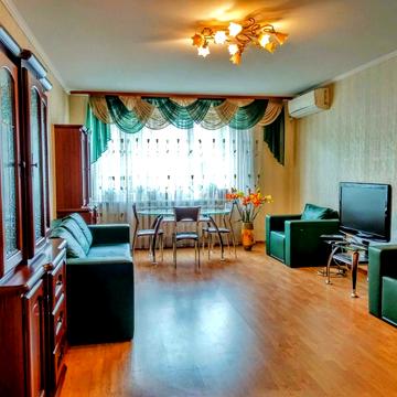 Голосіївський просп. (40-річчя Жовтня), 68