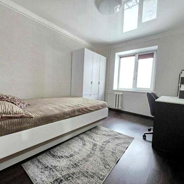 2 к. 2 этаж! Березняки, Тычины, 21, м. Левобережная - Осокорки