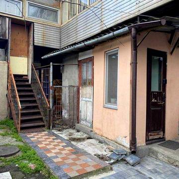 Продам 2-кімнатну квартиру на Слободці!
