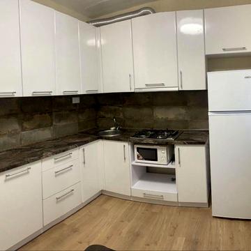 Сдам 2 к квартиру , Космическая, Научная