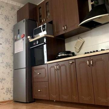 Продаж. Стожари. Будинки з‘єднані між собою