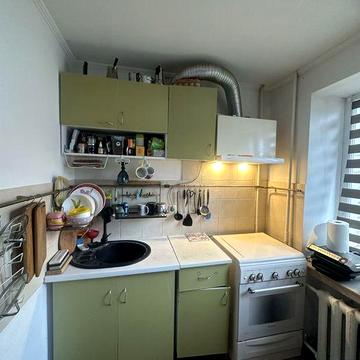 Продаж квартири в цегляному булинку на Левандівці