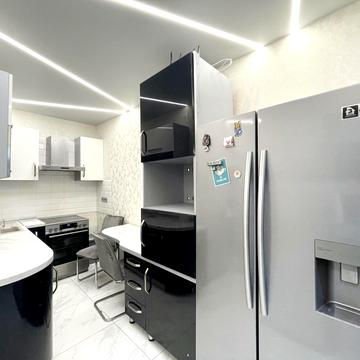 Драгоманова вул., 8