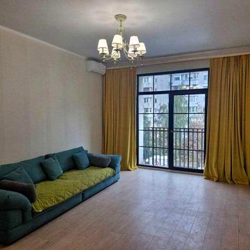 Здається в оренду євродвушка, вул. Успішна, 28