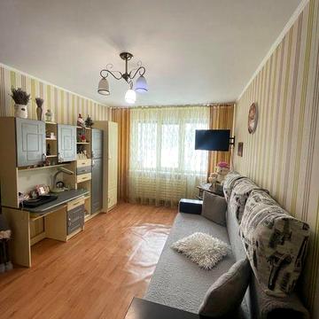 Здається 2-кімнатна квартира, 1 поверх, вул. Левка Лукʼяненка 12Б, біля 27 школи