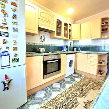 Перша здача! 3-к кв по вул Стародніпровська