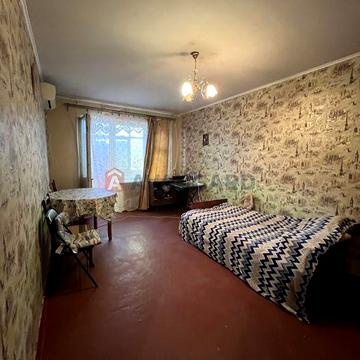 Продається 1-кімнатна квартира в Бородинський