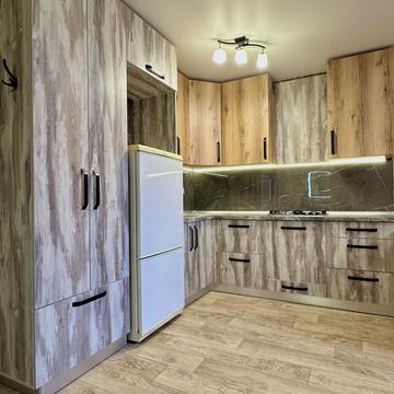 Незалежності вул., 21