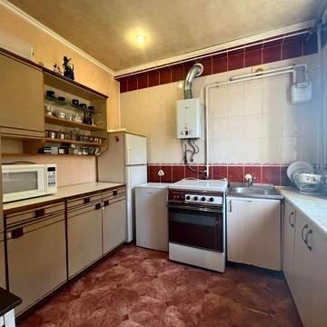 Каунаська вул., 3