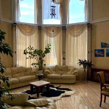 Продам Будинок на ділянці 6 соток біля Царського села вул.Яблунева