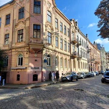 Продається 4 к Теотральна площа /Лисінка -Гете