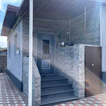 Горького, 64