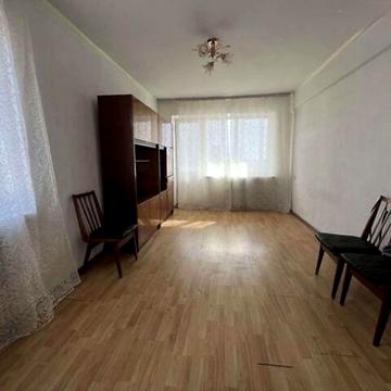 Продаю 2 кімнатну квартиру на Дружбі