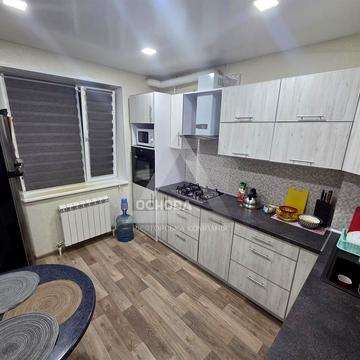 Руставі вул., 3