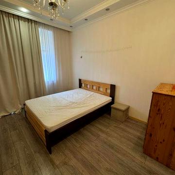 Здам 2 к.кв-ру Печерськ м.Звіринецька -5 хв.пішки