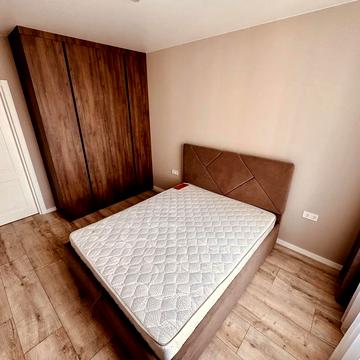 Вірменська вул., 8