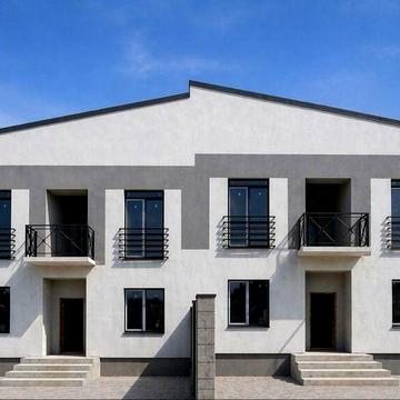 Продаж котеджів з міськими комунікаціями