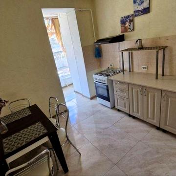 Здам квартиру біля парку Мама довгостроково