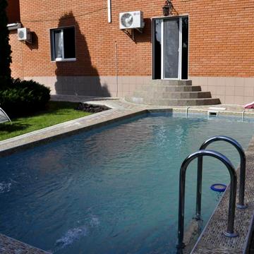 Руслана Слободянюка вул. (Валентини Терешкової)