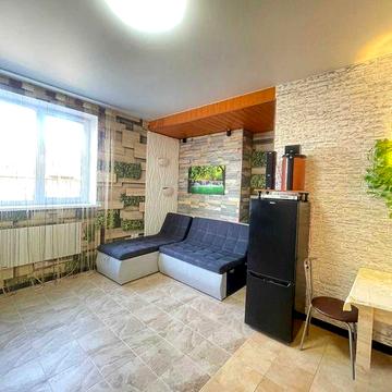 Продам квартиру-студію в будинку з власною парковкою !!!